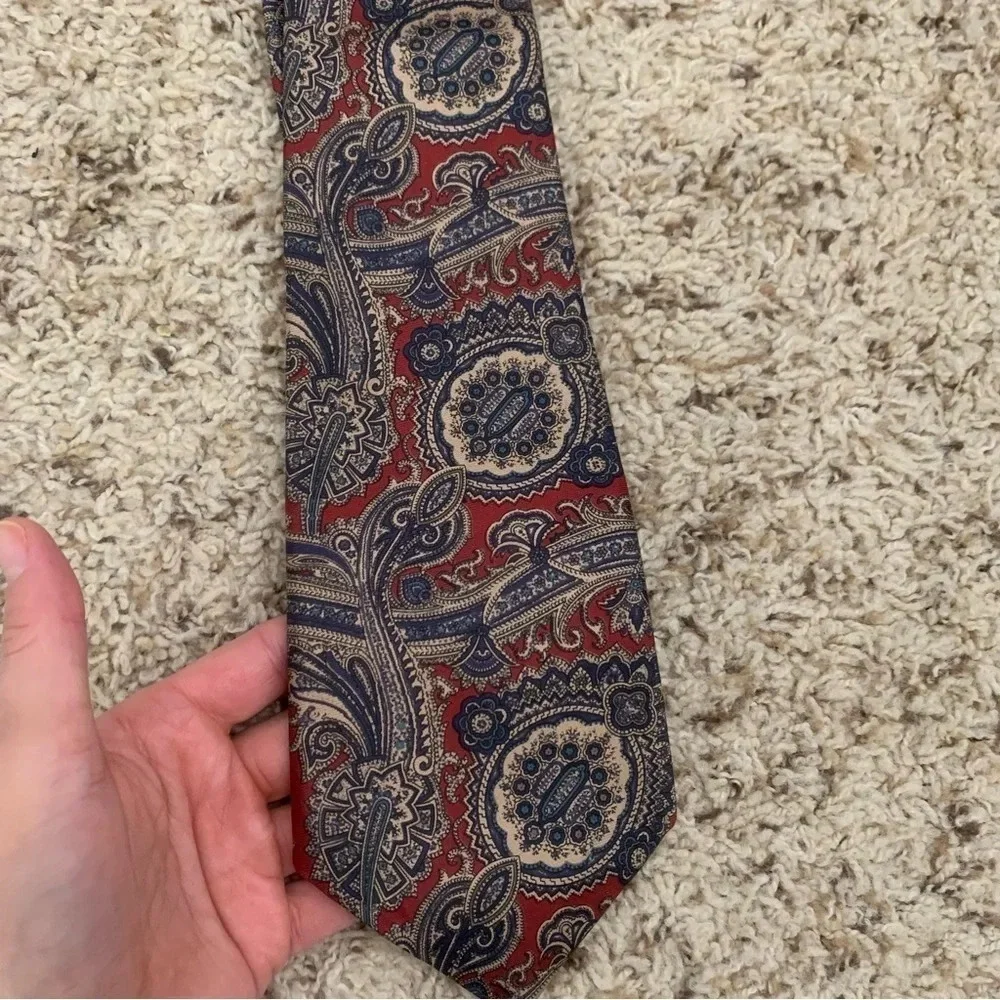 Men's Vintage Paisley Oscar De La Renta Tie Red and Blue
